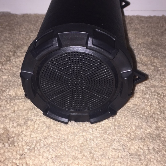 Vibe Bluetooth speaker - Picture 2 of 3